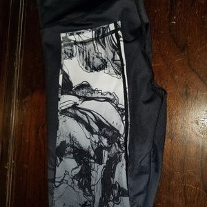 Zyia XXL  Marble Leggings